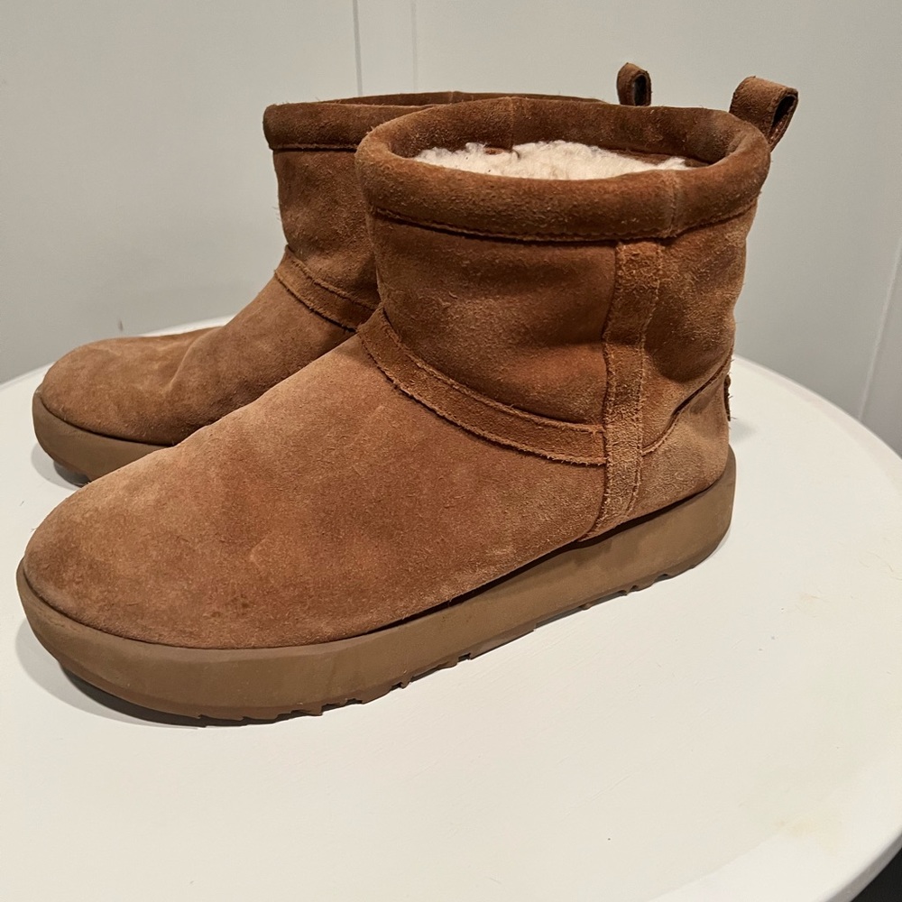 UGG Classic mini waterproof bootie. Size 8 in Chestnut.